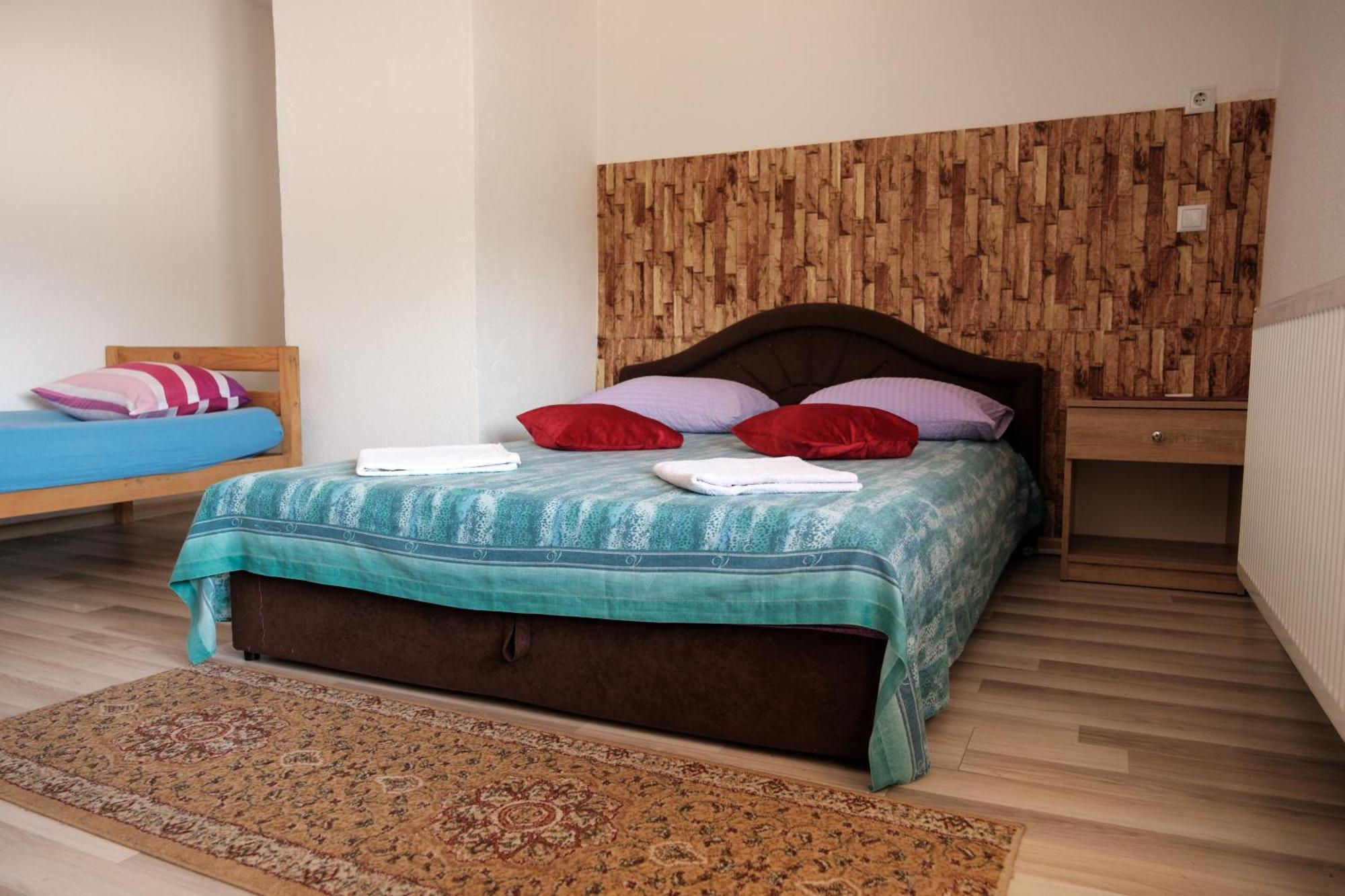 Guesthouse INES Doboj Extérieur photo