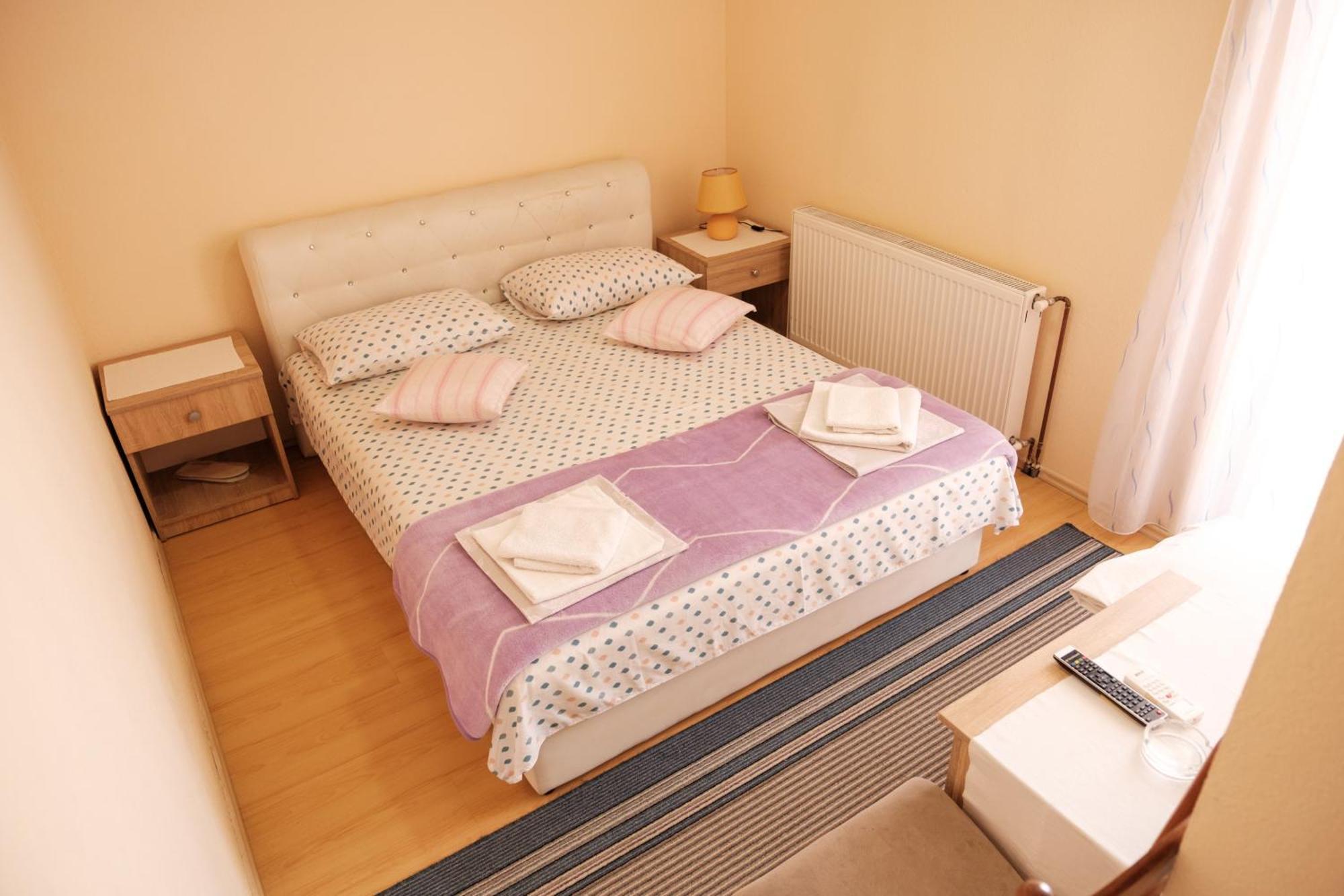 Guesthouse INES Doboj Extérieur photo