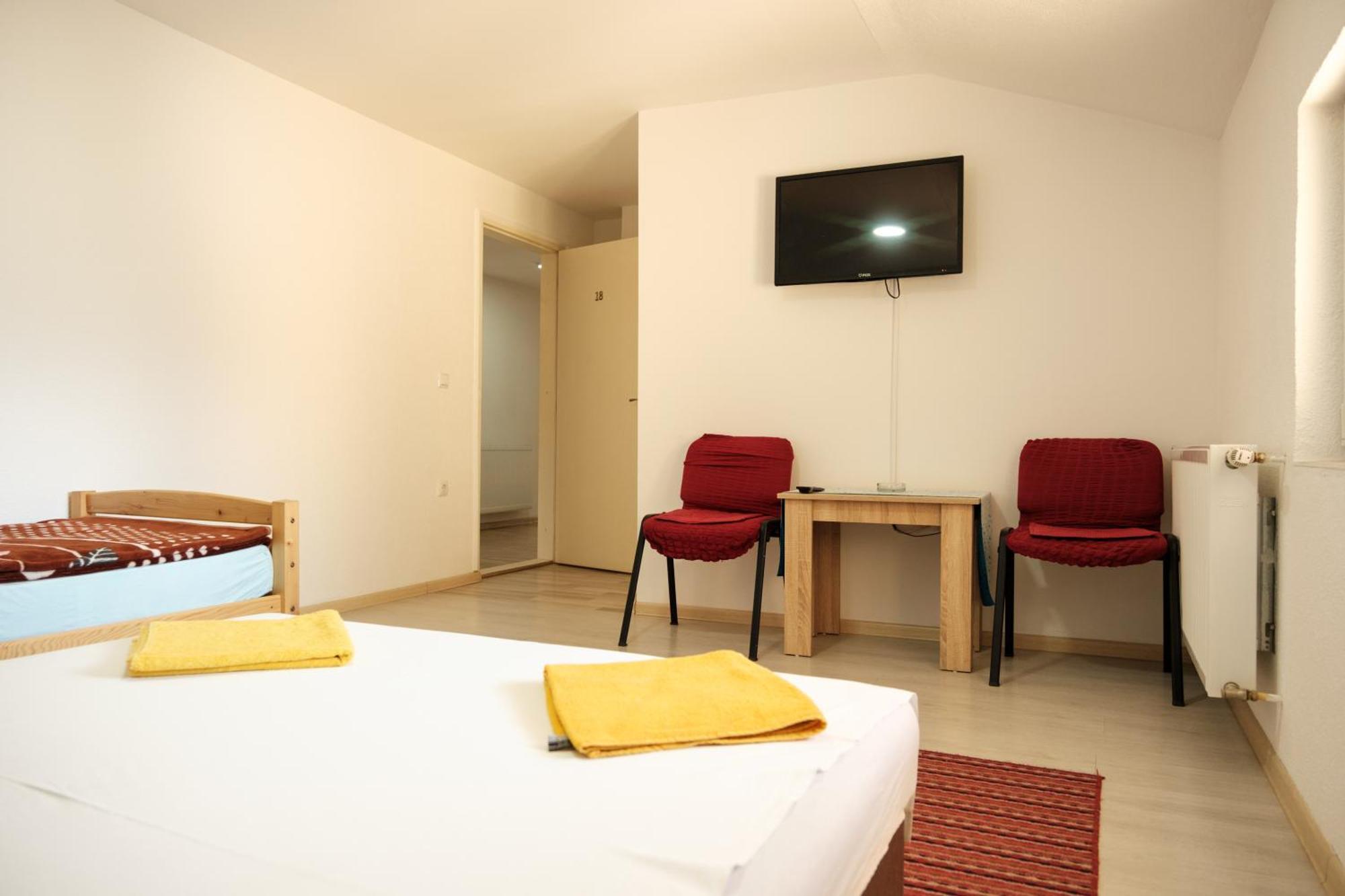 Guesthouse INES Doboj Extérieur photo